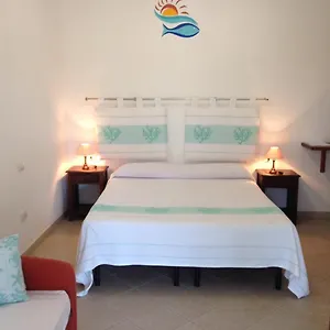 La Striscia Larga Bed & Breakfast
