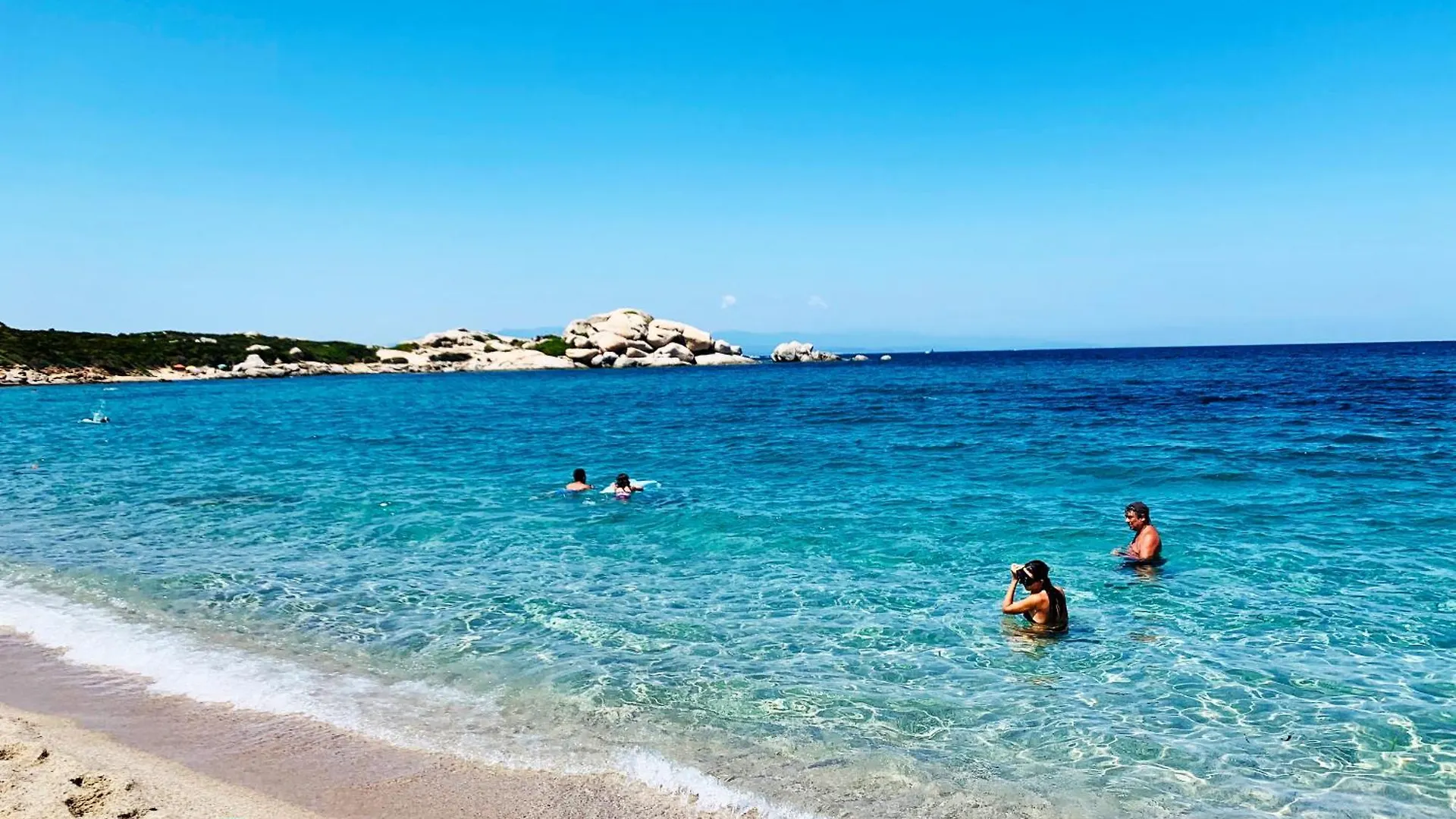 Confortevole Trilocale Con Vista Mare A San Pasquale, Sardegna Italy